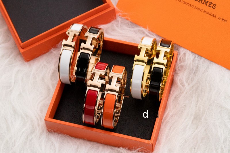 Hermes bracelet